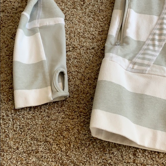 Lululemon Jacket - Picture 3 of 5